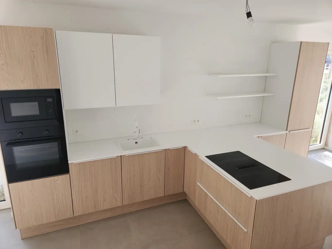 Halfopen BEN-woning met 3 slaapkamers, tuin en zolder foto 6