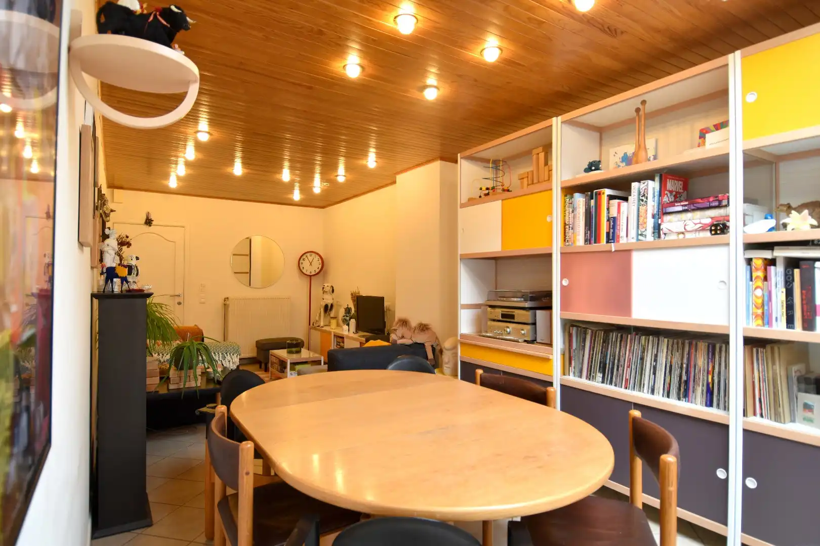 Gezellige instapklare stadswoning met 2 slaapkamers en tuin op topligging in Kortrijk foto 3