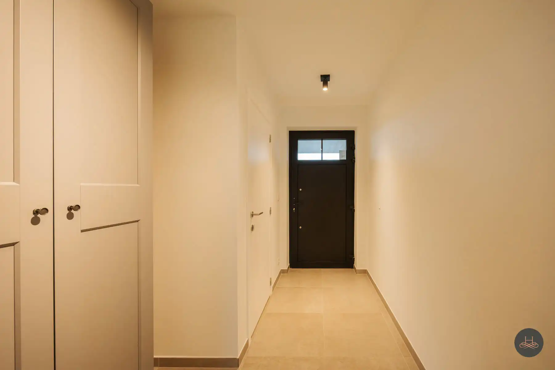 Energiezuinig, modern duplex appartement uit 2022 met terras foto 12