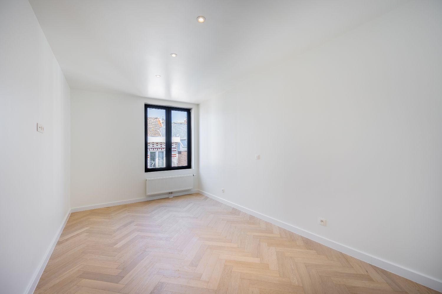Recent gerenoveerd twee slaapkamer appartement vlakbij de Grote Markt foto 13