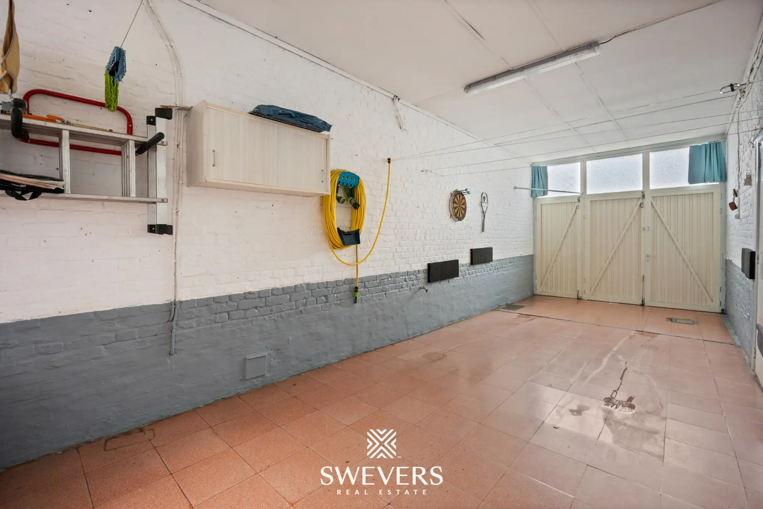 Ruime gezinswoning met 4 slaapkamers, inpandige garage en een ruime tuin foto 24