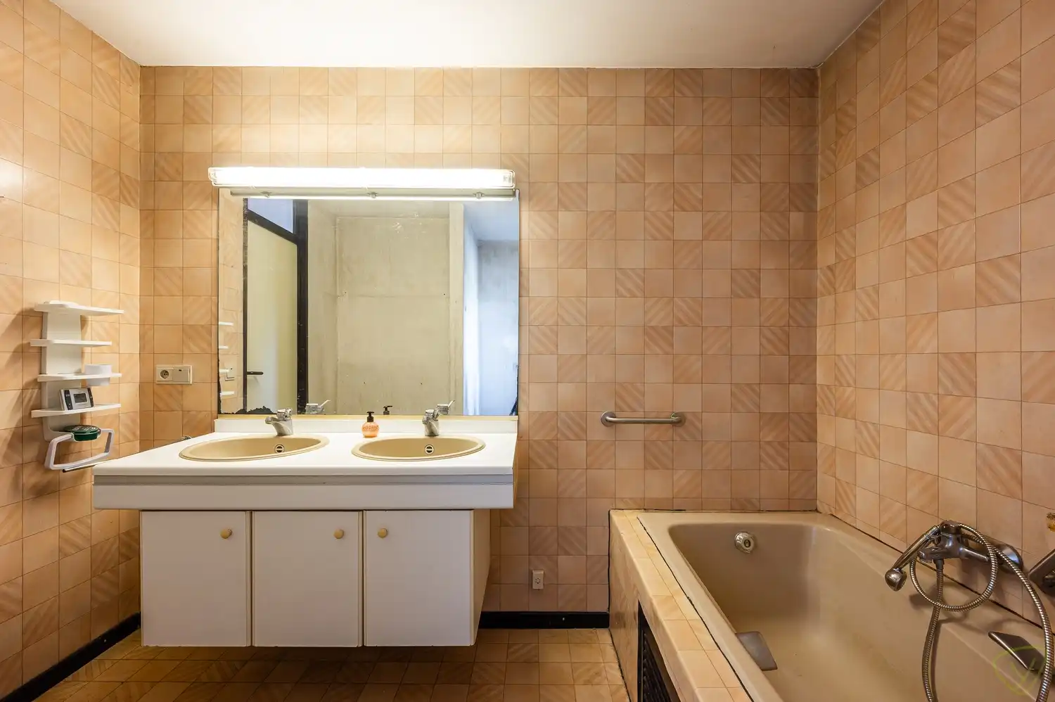 Modernistische villa met praktijkruimte en zuidwestgerichte tuin op riant perceel in Lembeke foto 29