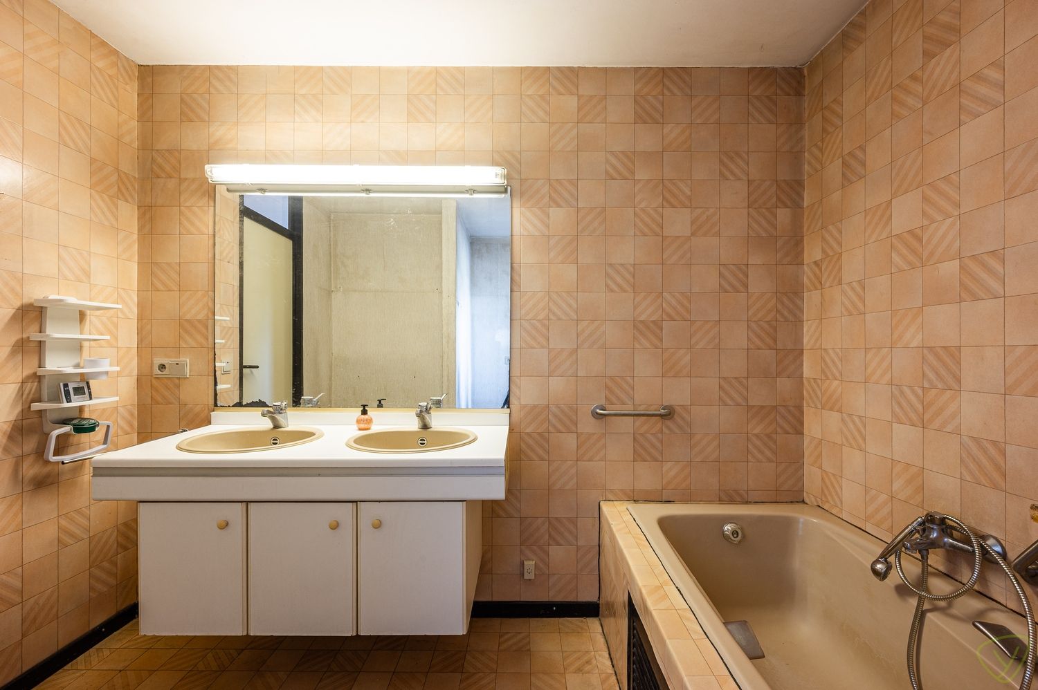 Modernistische villa met praktijkruimte en zuidwestgerichte tuin op riant perceel in Lembeke foto 29