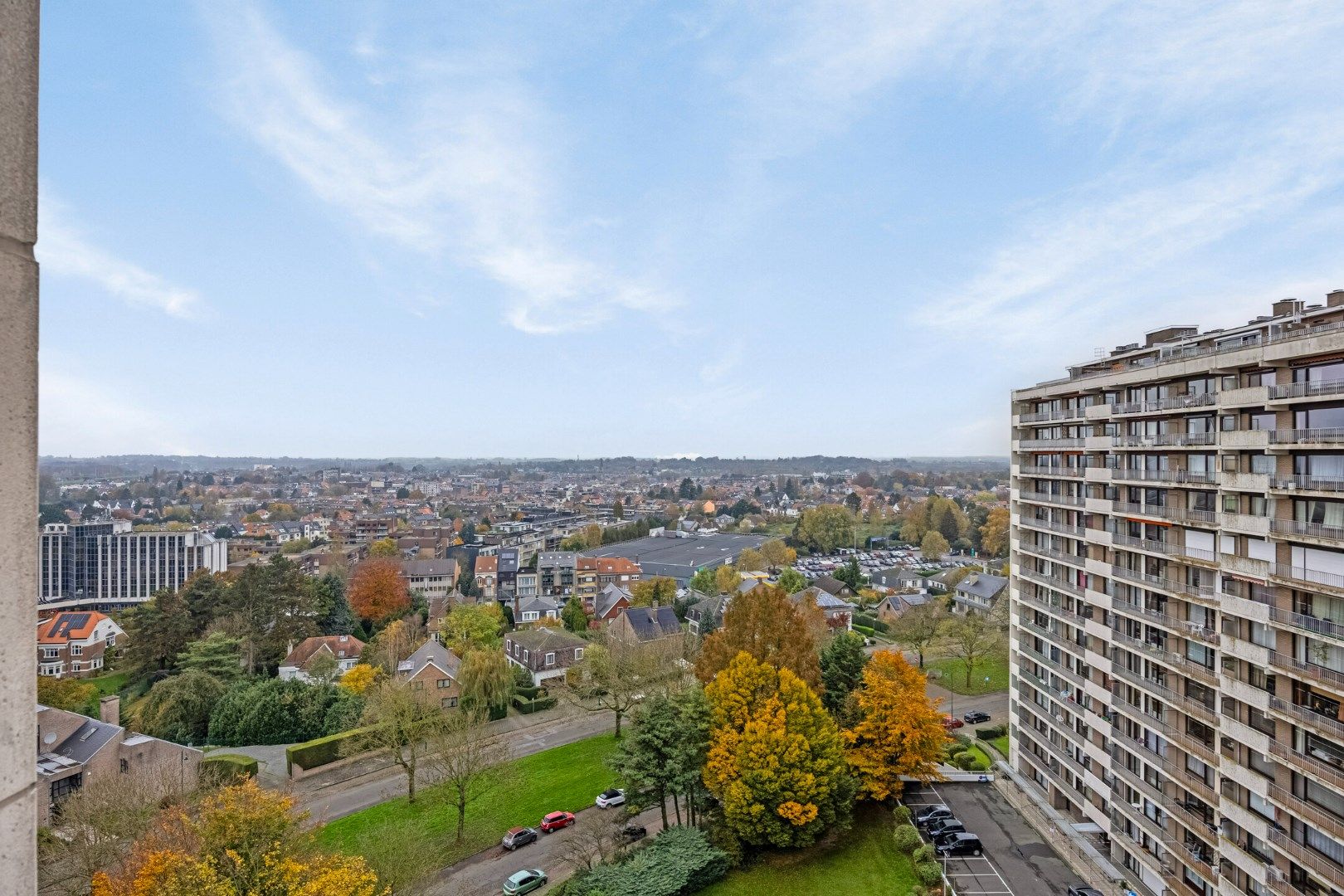 Instapklaar appartement met 1 slaapkamer met prachtig uitzicht in Laken foto 17