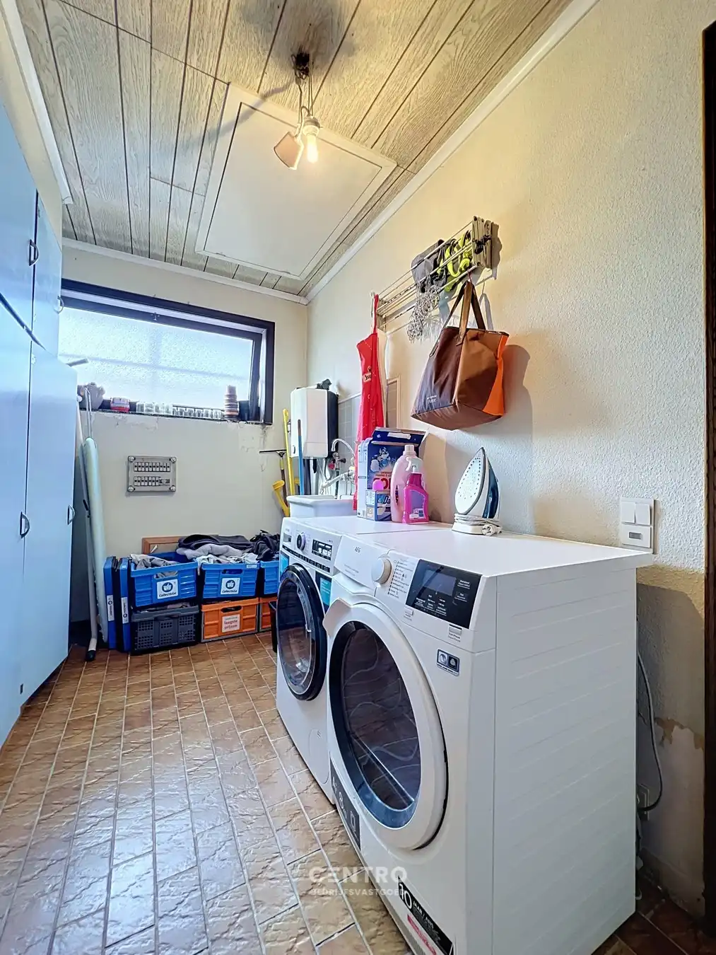 Ruimtelijk magazijn met toonzaal, kantoor en woonst te Lichtervelde, ideaal voor wonen én werken op een perceel van 1.002m²! foto 33