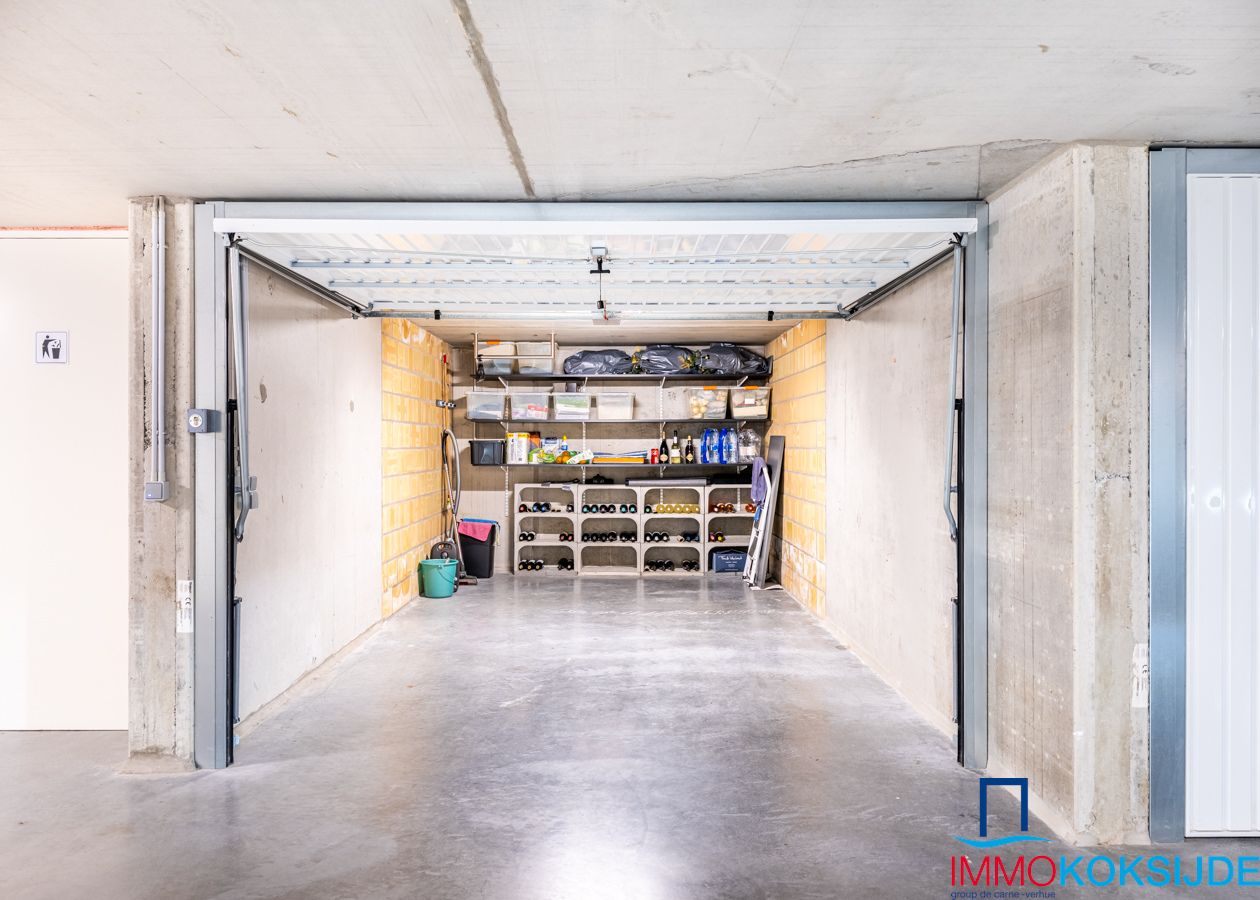Exclusief penthouse met 2 slaapkamers en ruim terras in moderne residentie foto 37