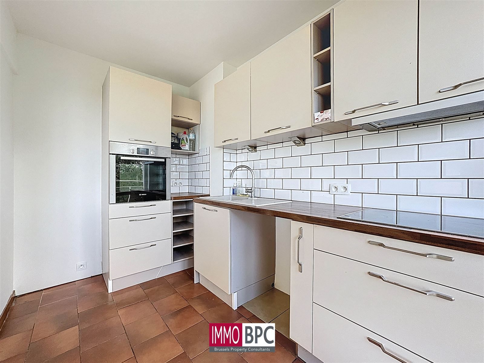 Licht appartement met 2 slaapkamers en terras foto 8