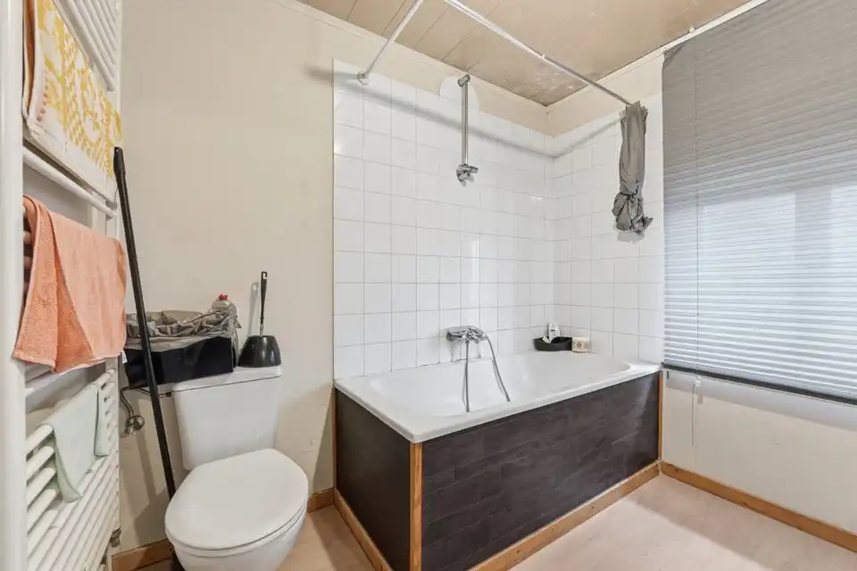 RUIME GEZINSWONING OP EEN MOOI PERCEEL IN RUMMEN foto 18