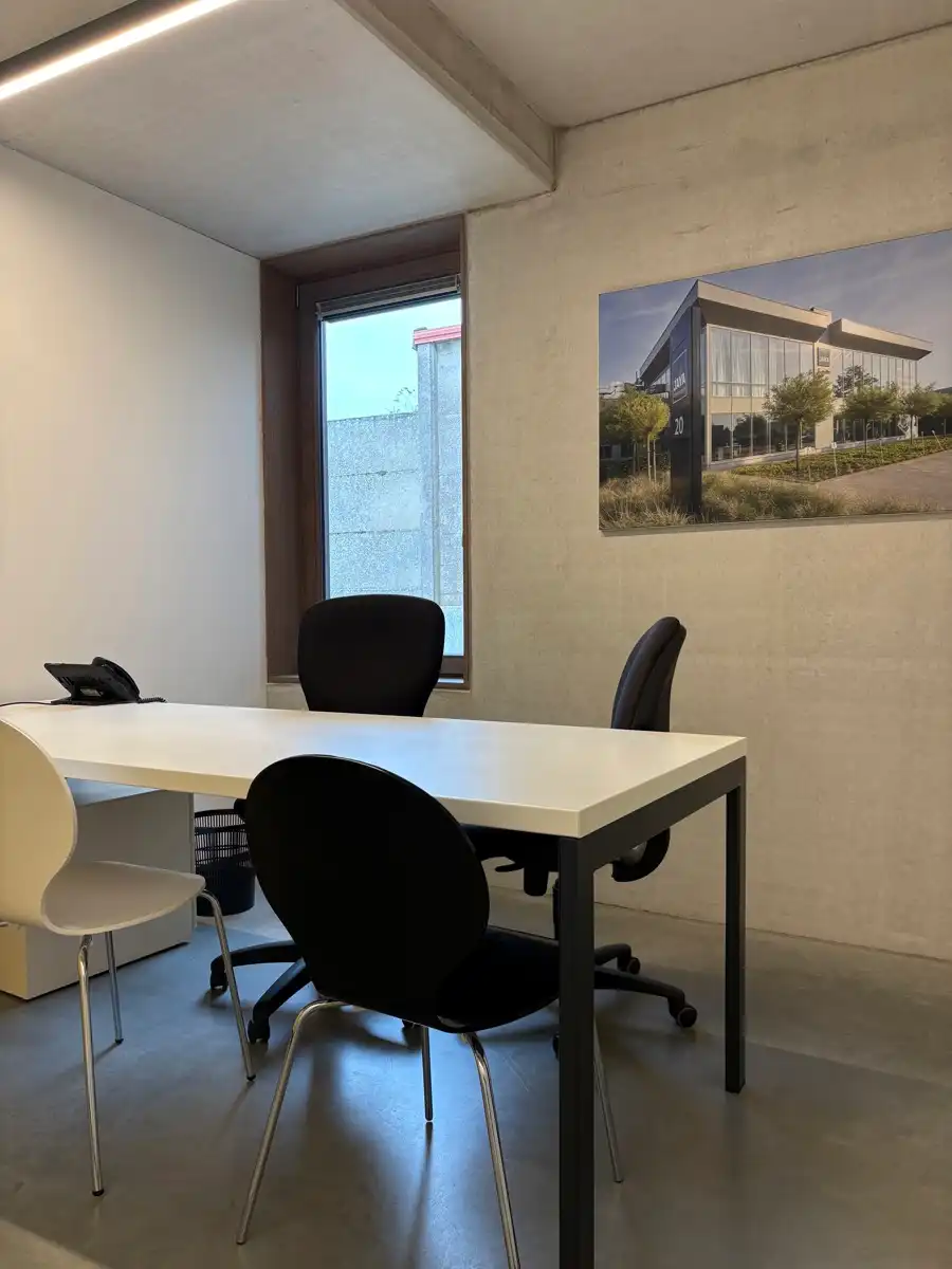 Modern kantoor /handelszaak foto 8