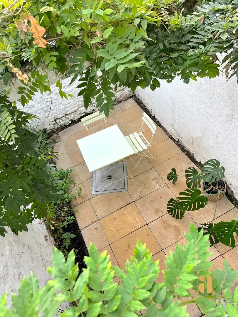 Toffe stadswoning met terras op een boogscheut van centrum foto 16