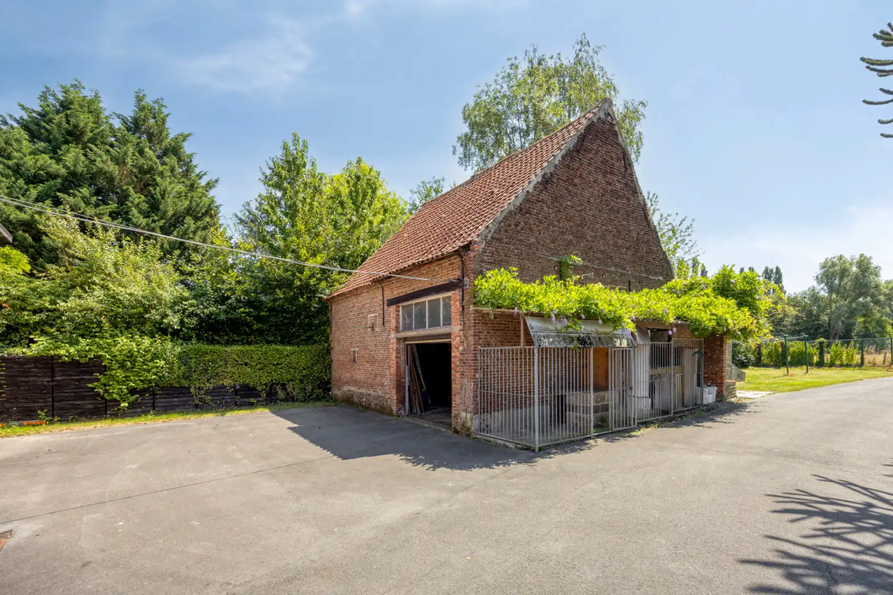 Te renoveren woning op uiterst rustige locatie foto 28