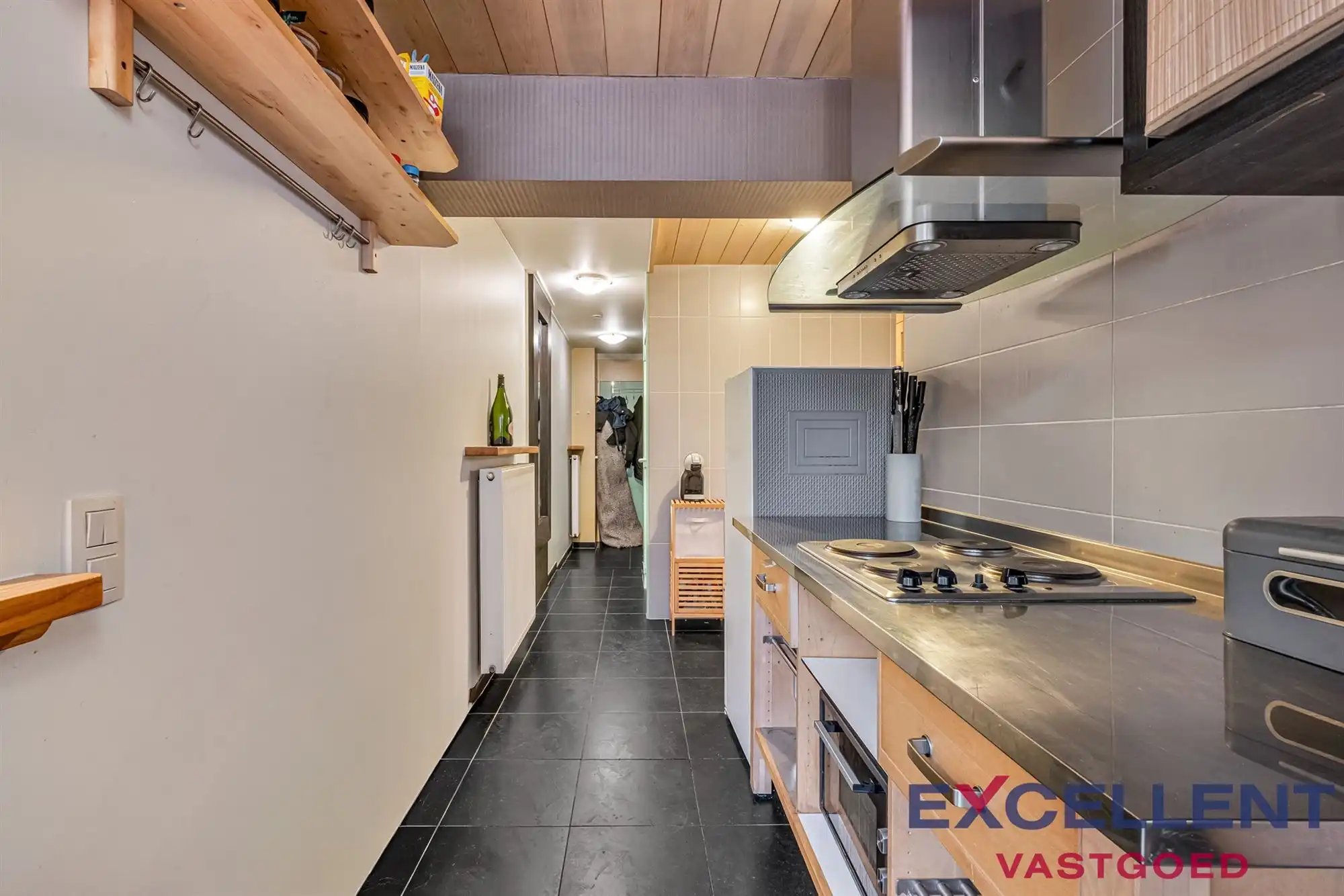 Gelijkvloerse handelsruimte met studio centrum Deinze te koop foto 12