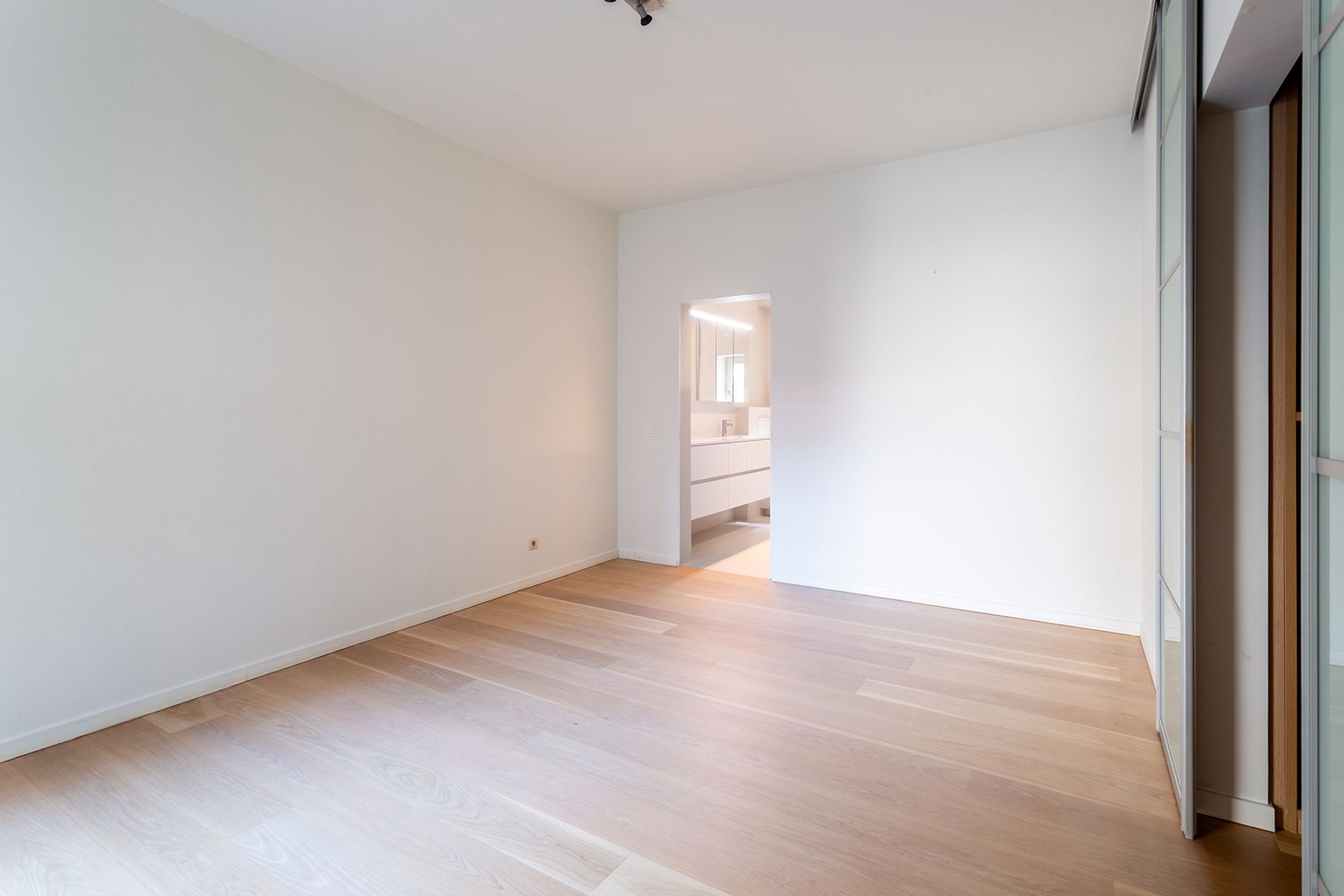 Prachtig hoekapp (161m²) met zicht op de Schelde en met terras foto 18