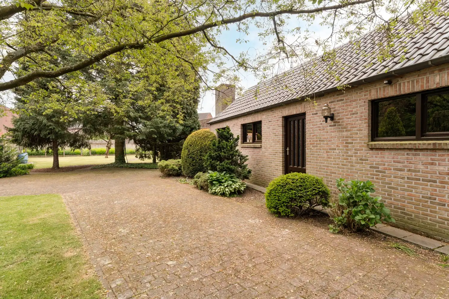 armante woning met karaktervolle architectuur in hartje Hamont-Achel - Posthoornstraat 13 foto 37