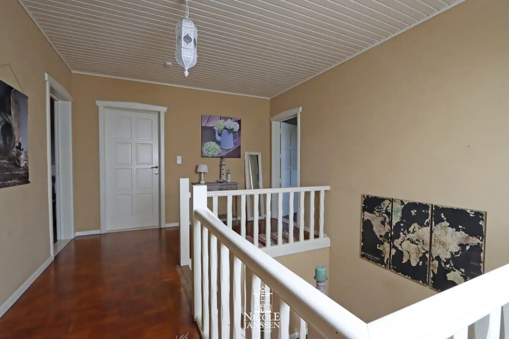 Mooi, verzorgd vrijstaand huis met drie slaapkamers  foto 18