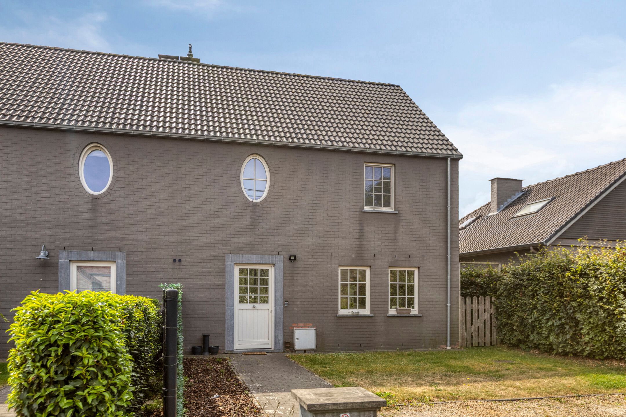 Instapklare woning met drie slaapkamers te Bevekom foto {{pictureIndex}}