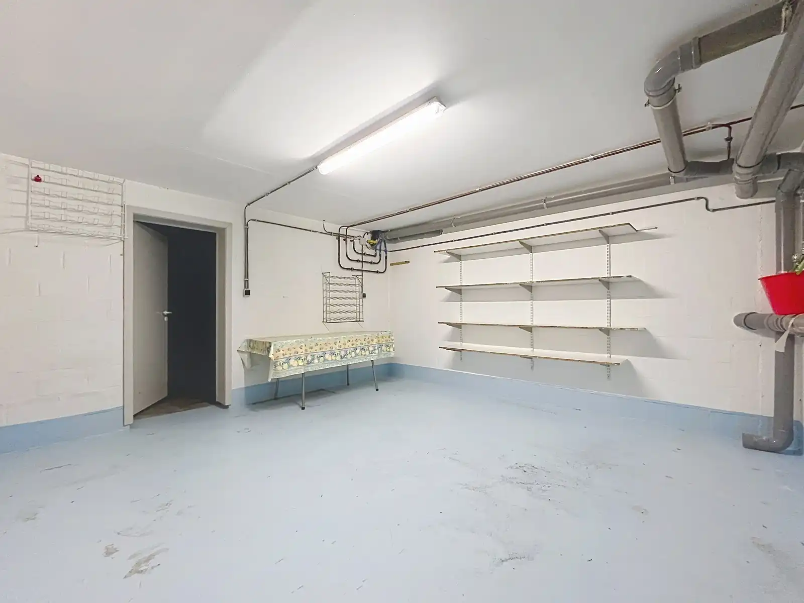 App met 2 slpks - terras - kelder én garagebox foto 24