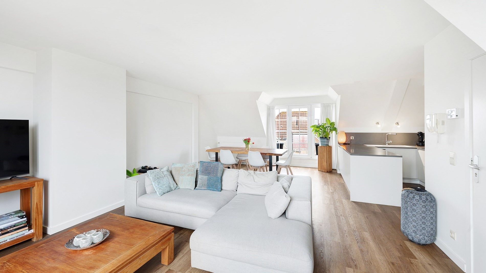 Ruim appartement (4 kamers) met groot zonneterras te Westkapelle foto 8