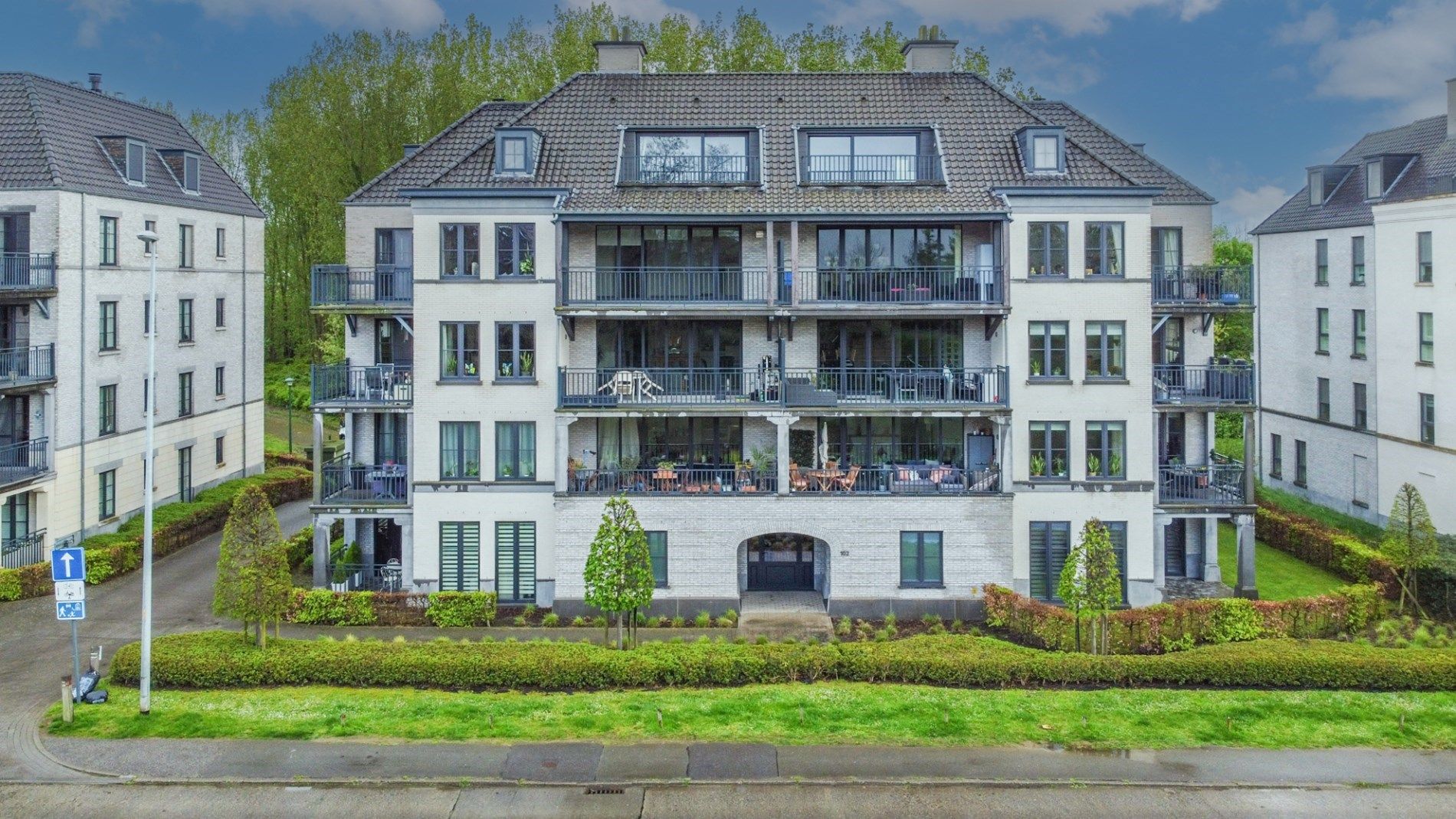 !!! OPTIE !!! Onberispelijk appartement met panoramisch terras ! foto 3