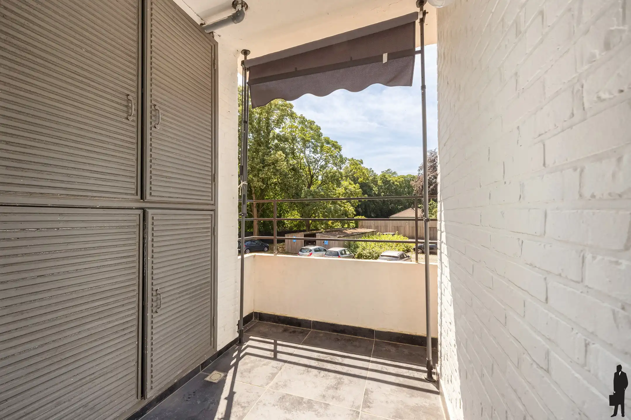 Gerenoveerd 1-slpkappartement met terras in hartje Beveren foto 9