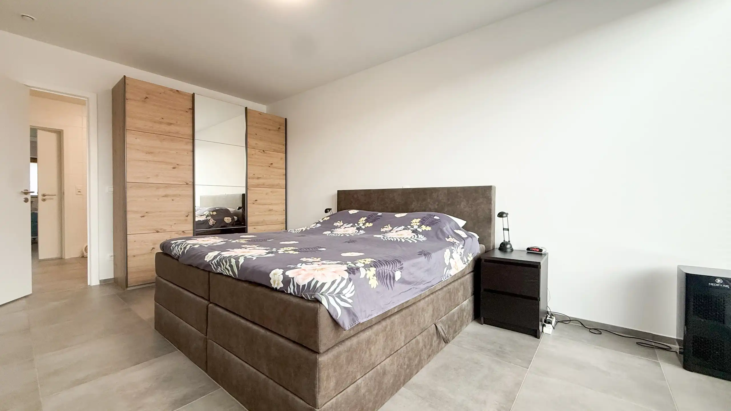 Recent appartement met 2 slpks, parking en berging! foto 12