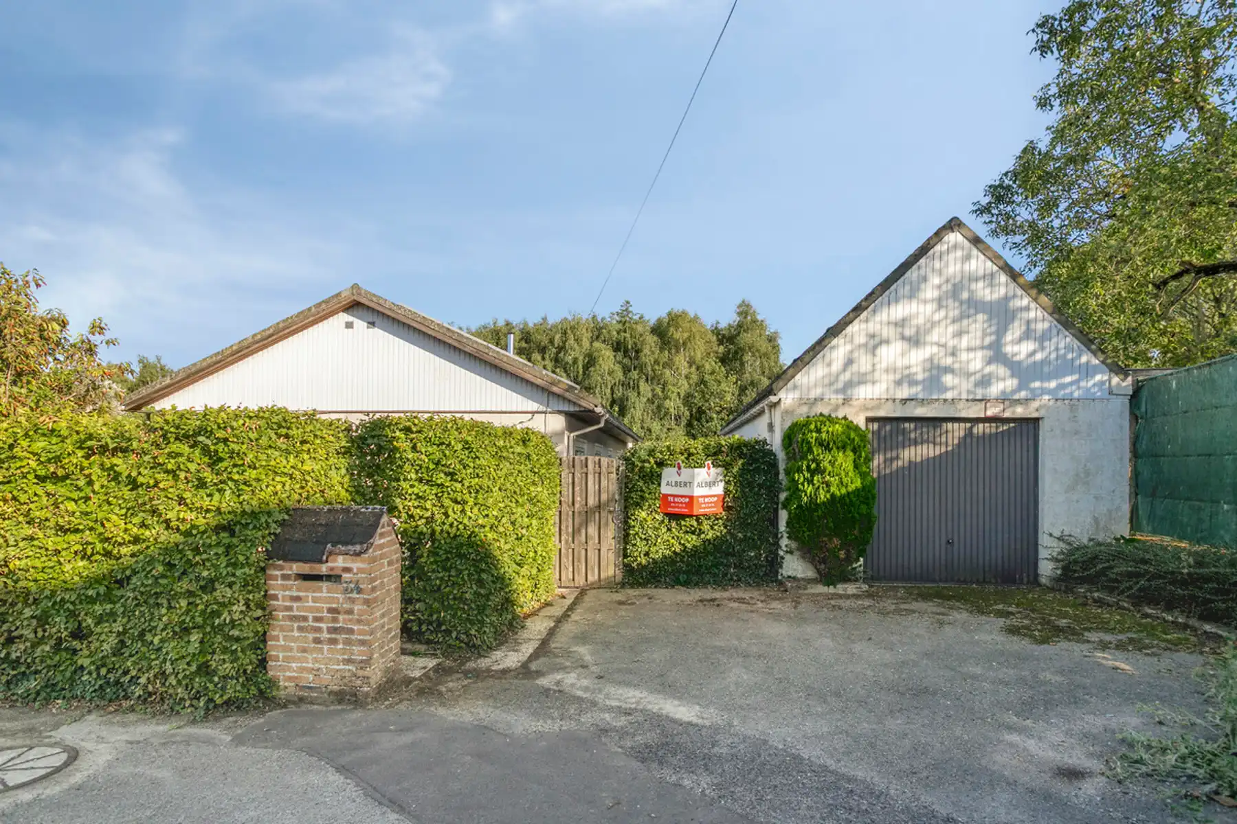 Rustig wonen in het groen, vlak bij Kortrijk foto {{pictureIndex}}