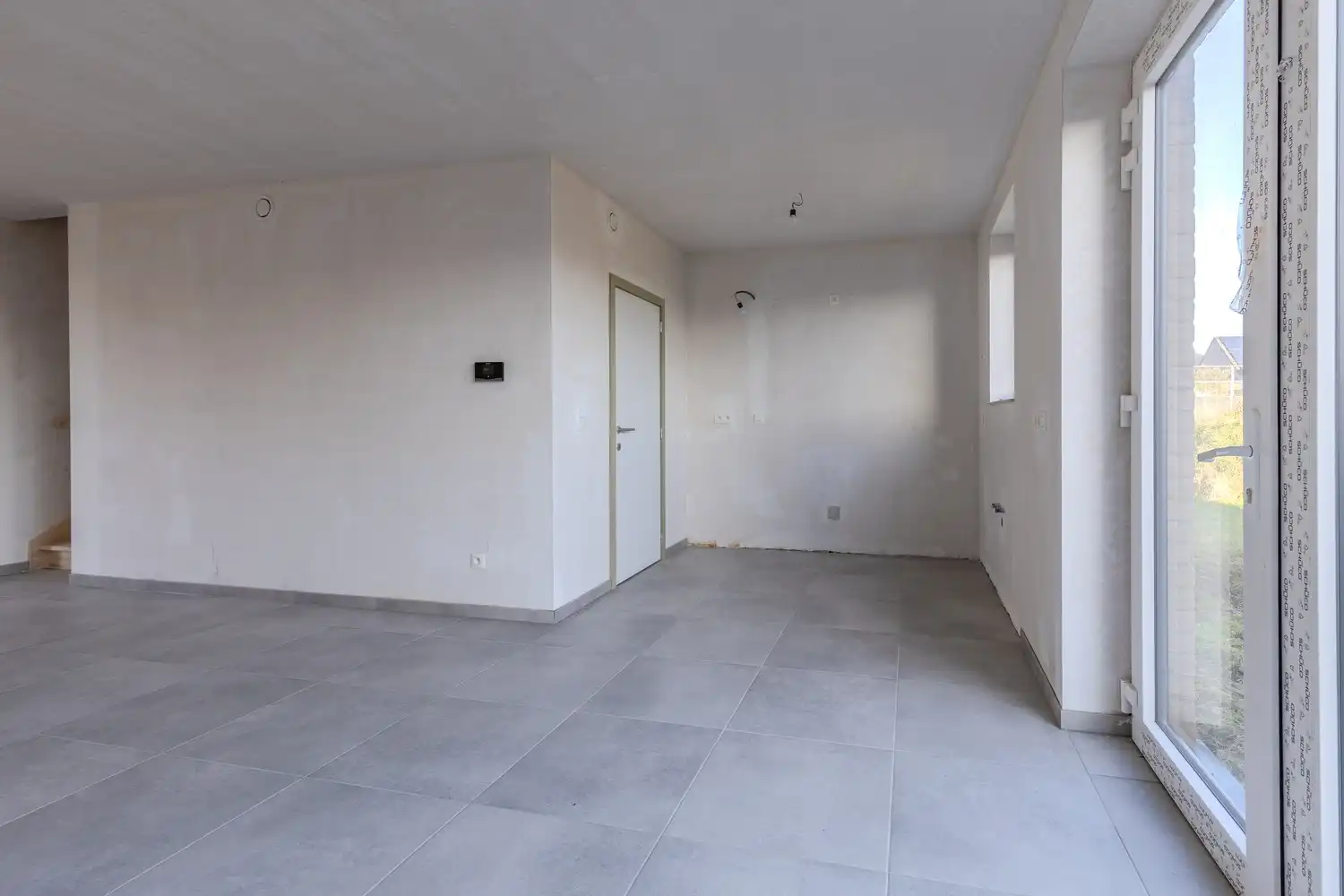 Hedendaagse nieuwbouwwoning met drie slaapkamers op rustige ligging in Neeroeteren foto 11