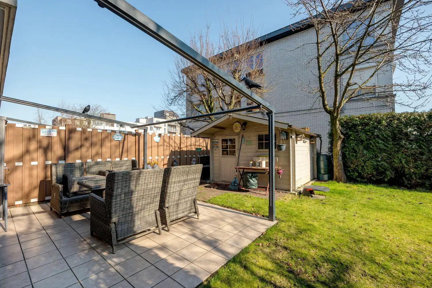 Instapklaar 3-slk gelijkvloersappartement met uitzonderlijke tuin (280m²) foto 8