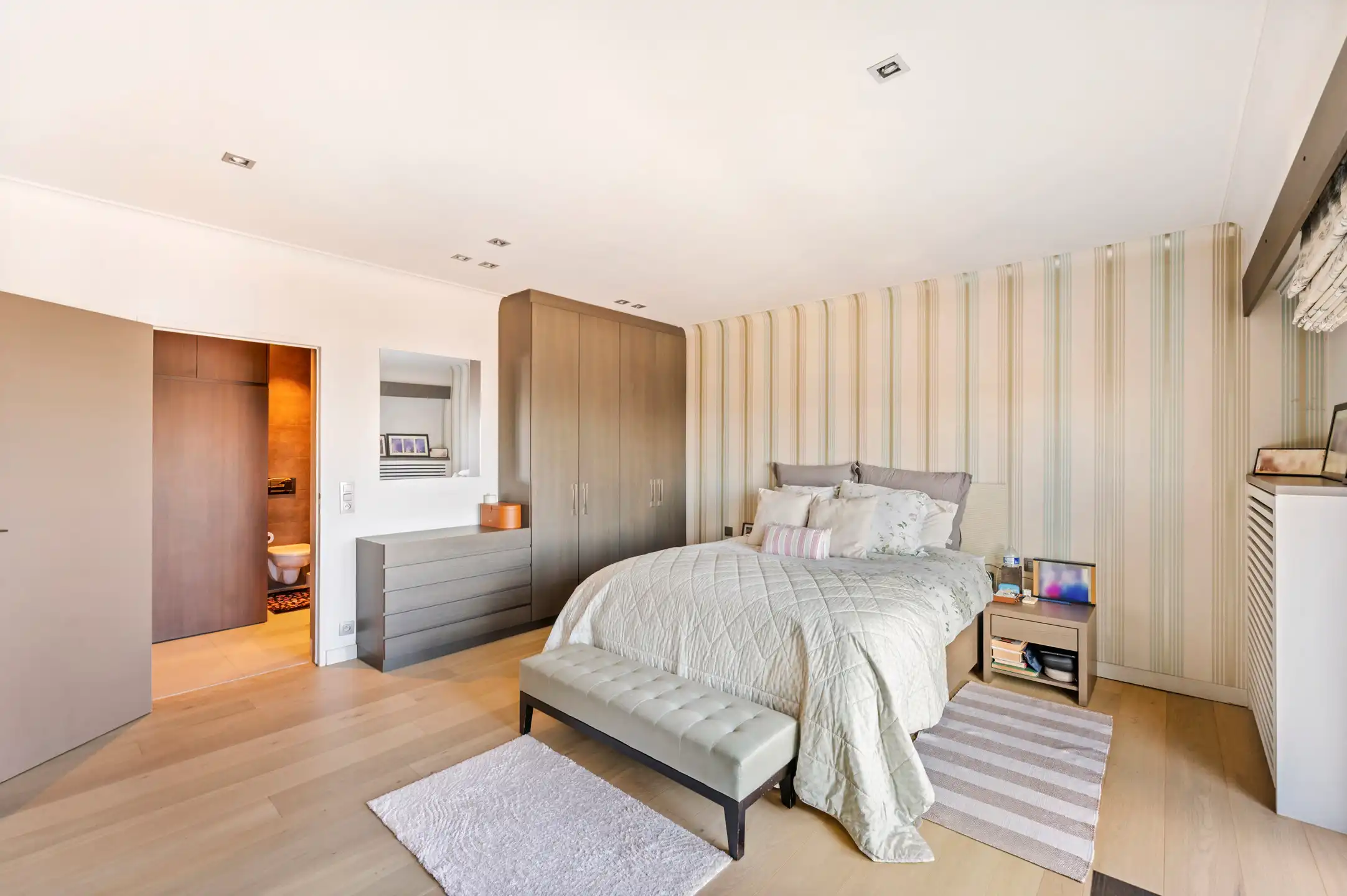 Luxueuze penthouse van 229 m² op toplocatie in Antwerpen foto 14