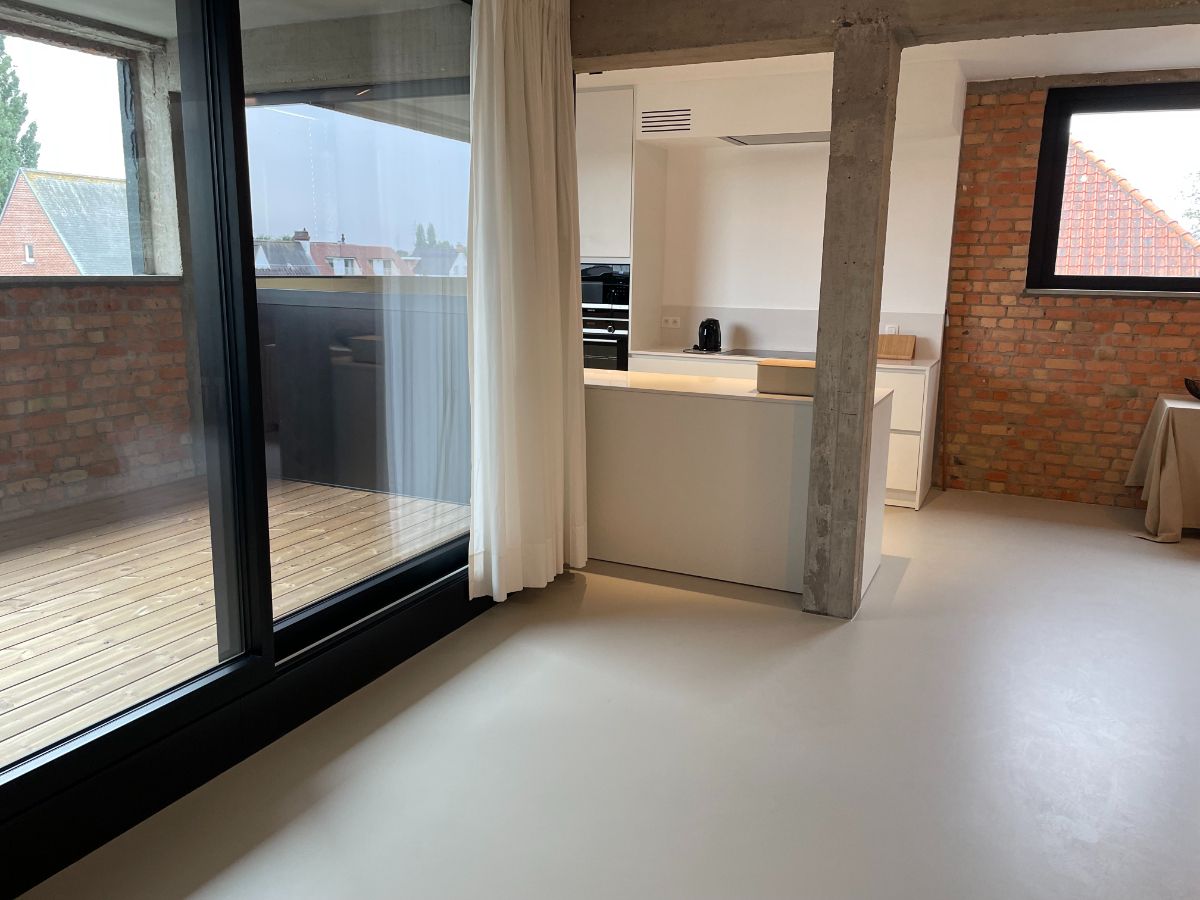 EXCLUSIEF  2-SLAAPKAMER LOFT-APPARTEMENT + overdekt TERRAS &  ruime gelijkvloerse privative inpandige GARAGE (inclusief fietsberging & openlucht AUTOSTANDPLAATS foto 7