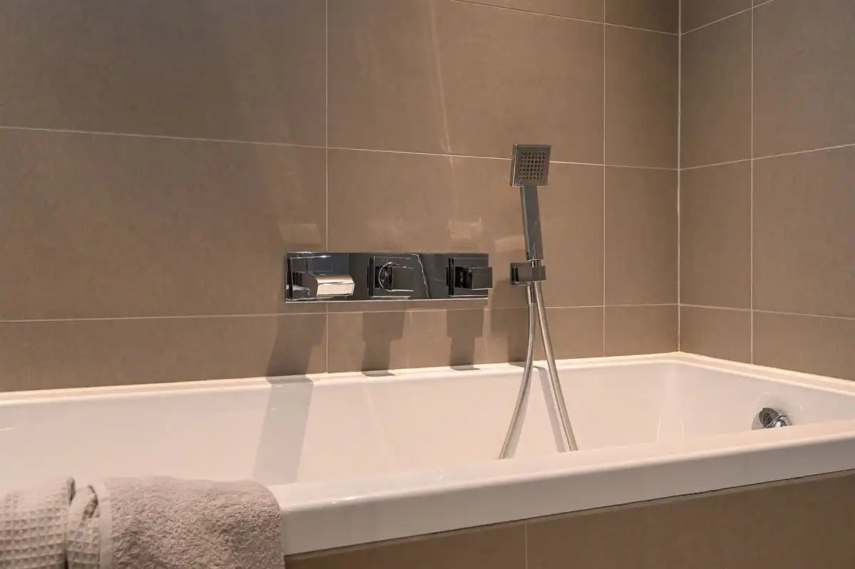 Bel-etage in zeer fijne woonwijk foto 17