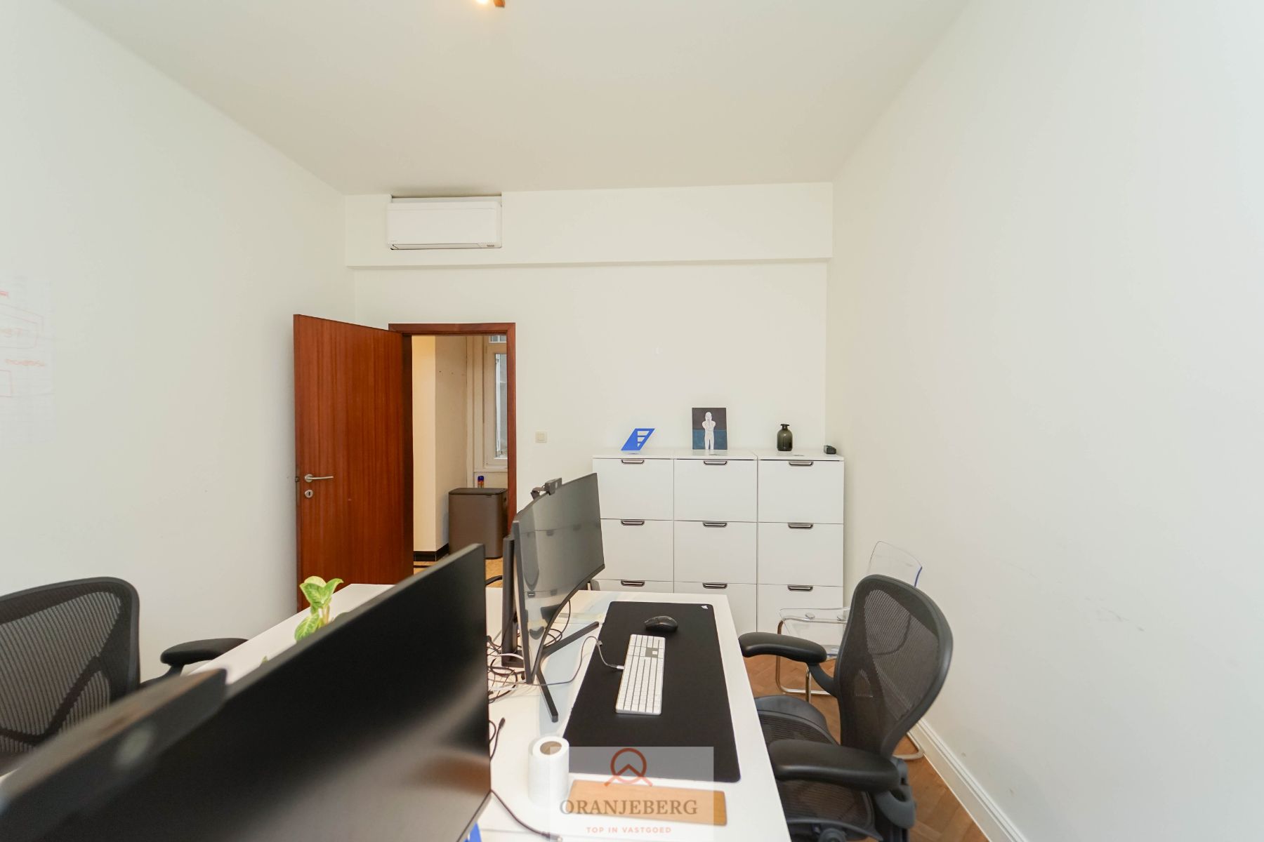 Uitstekend gelegen kantoorruimte ( 117 m²) in Gent-centrum. foto 13
