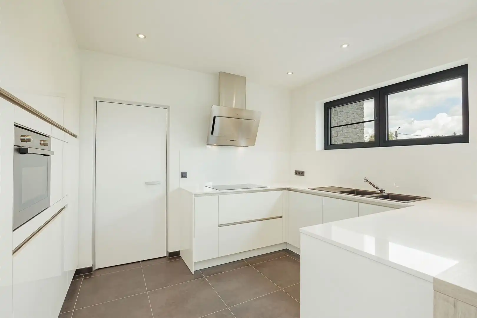 Topwoning! Kwalitatief en instapklaar! foto 8