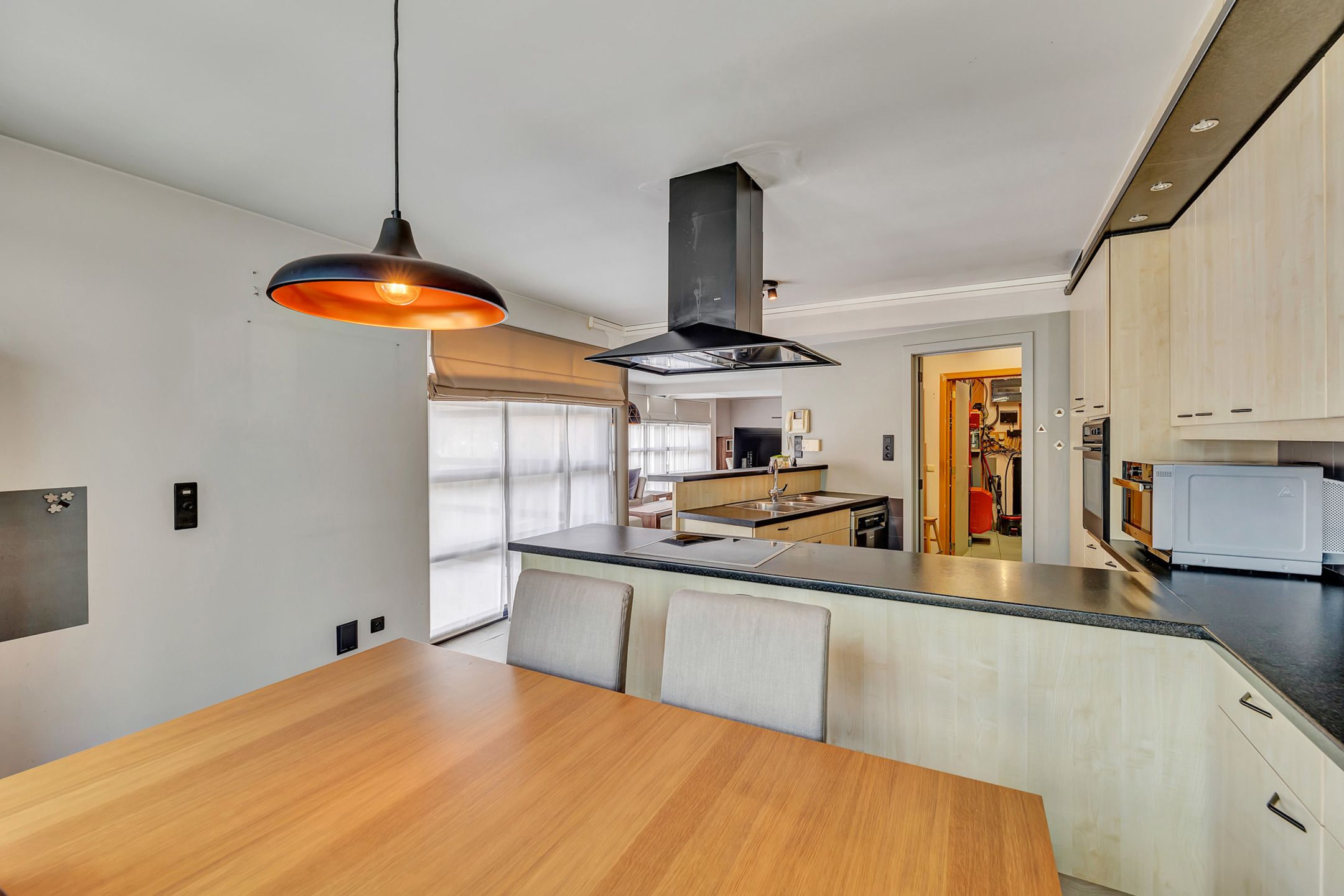 Gezellige, instapklare HOB met garage en tuin foto 16