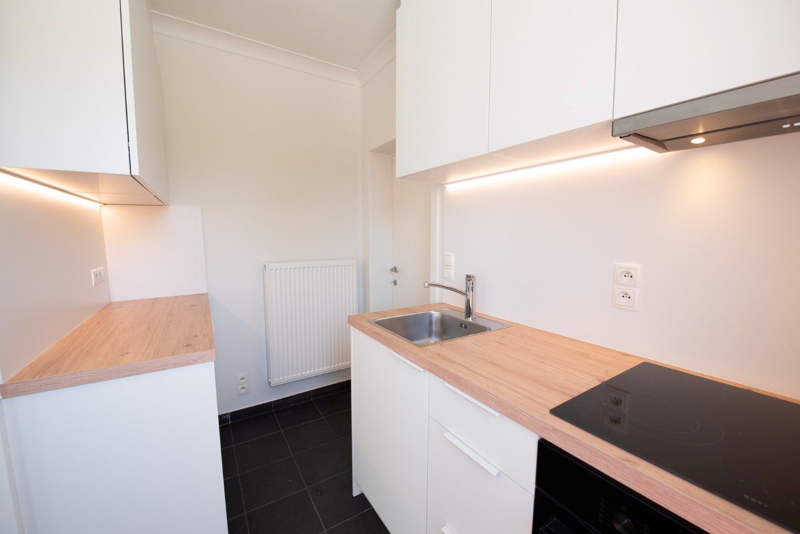 Volledig instapklare woning met 3 slaapkamers en ruime tuin in Zulte foto 10