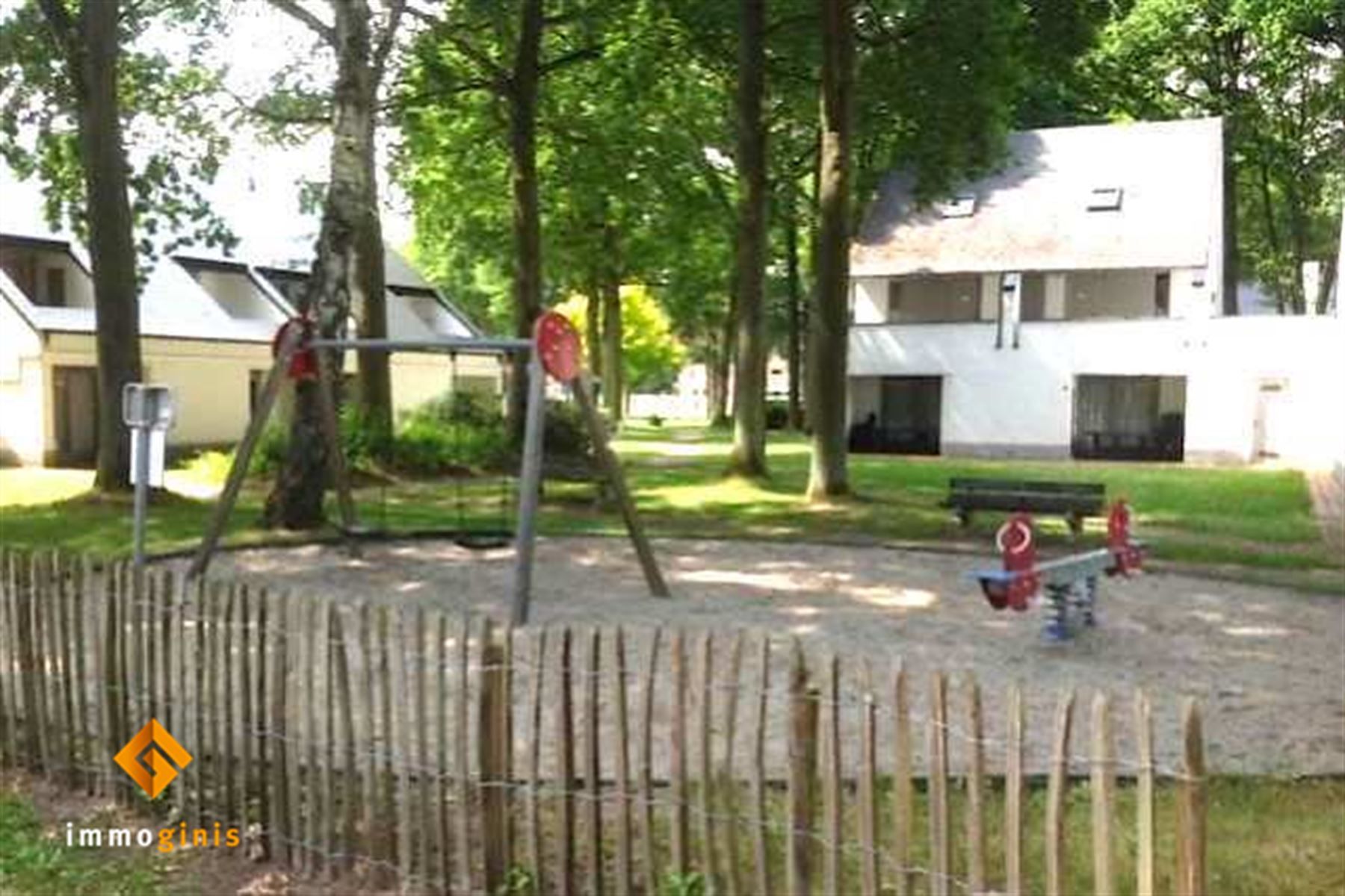 Charmante vakantiewoning met 2 slpks gelegen in vakantiepark Hengelhoef! foto 14