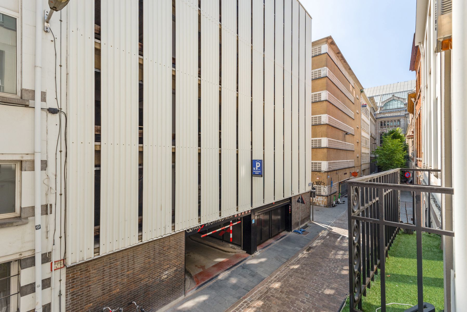 Energiezuinige studio in hartje Antwerpen achter de Meir foto 9