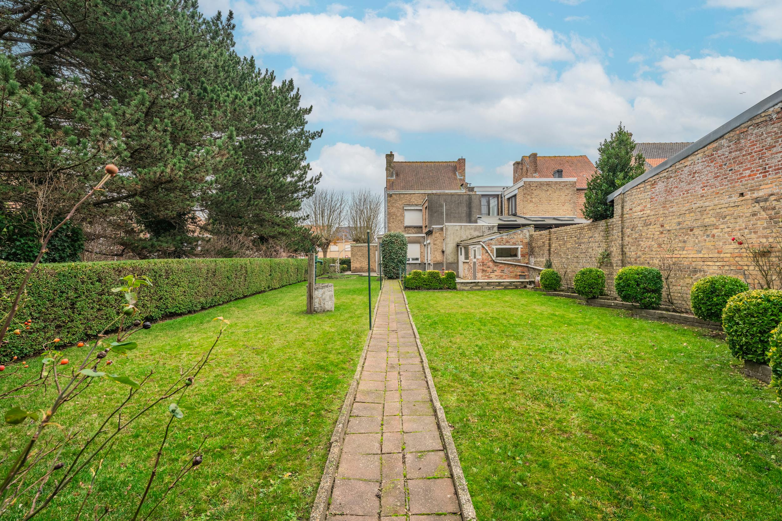 Charmante woning met drie slaapkamers en zongerichte tuin foto 7