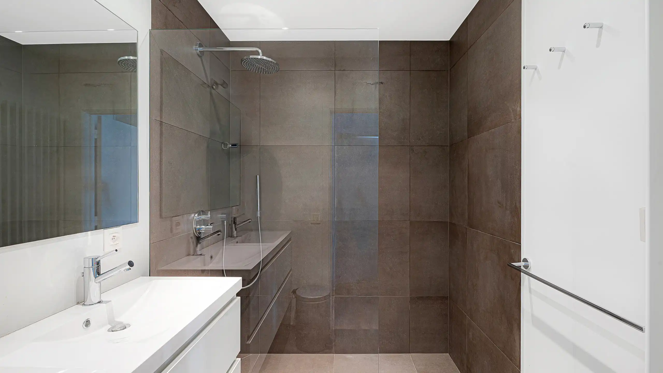 Ruim penthouse met royale terrassen en open zeezicht(3 slpk) foto 14