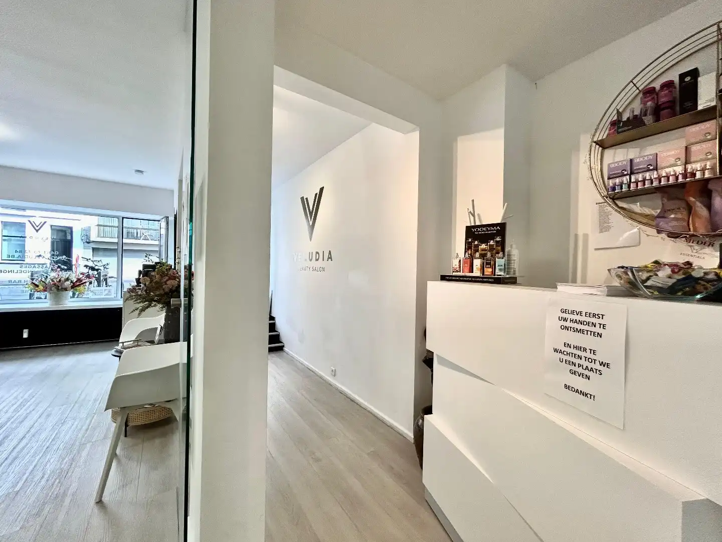 Handelsruimte te huur  foto 4