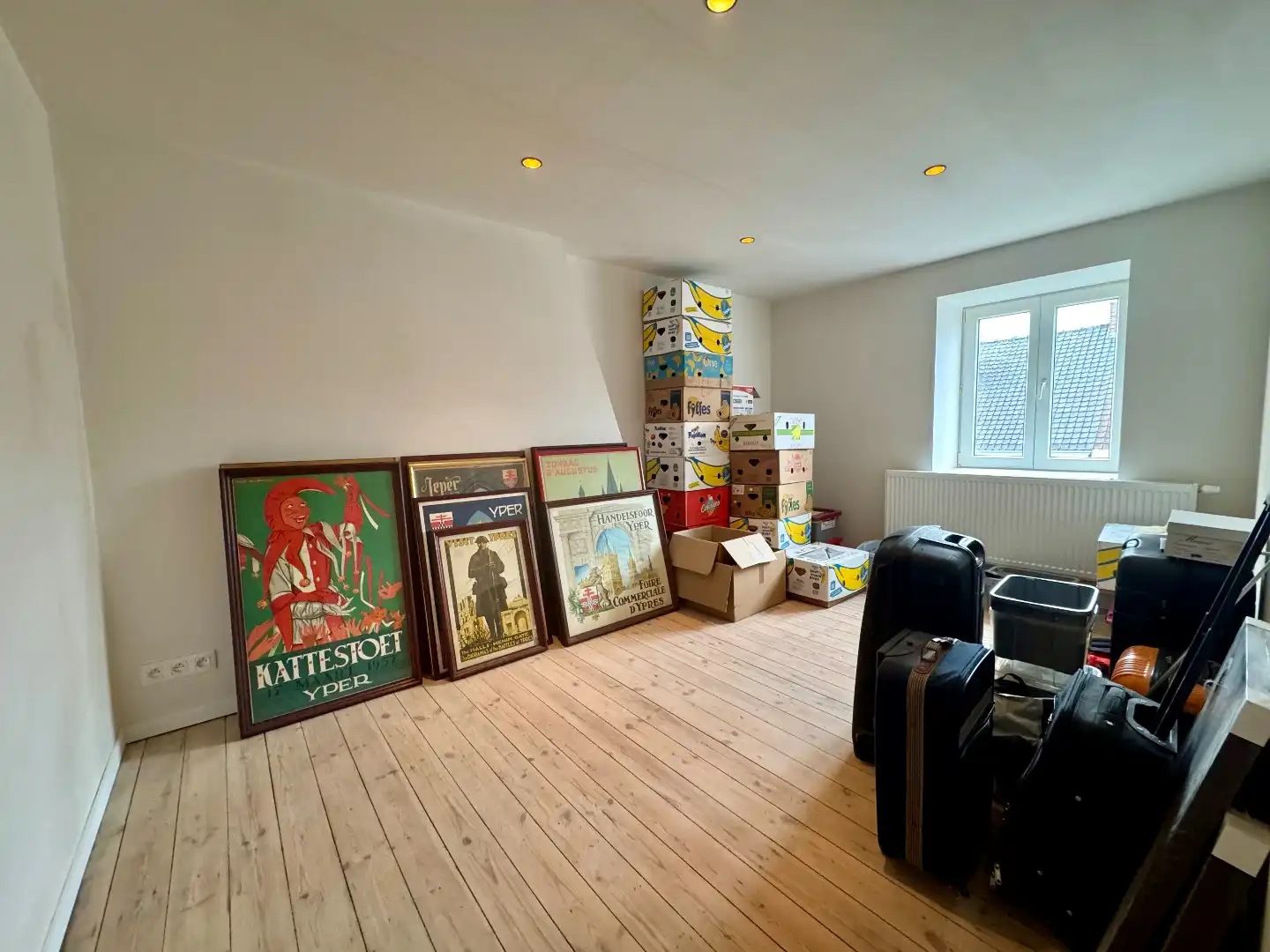 GERENOVEERDE WONING MET 4 SLPKS, 2 BADKAMERS, TUIN EN HUURGARAGE foto 21