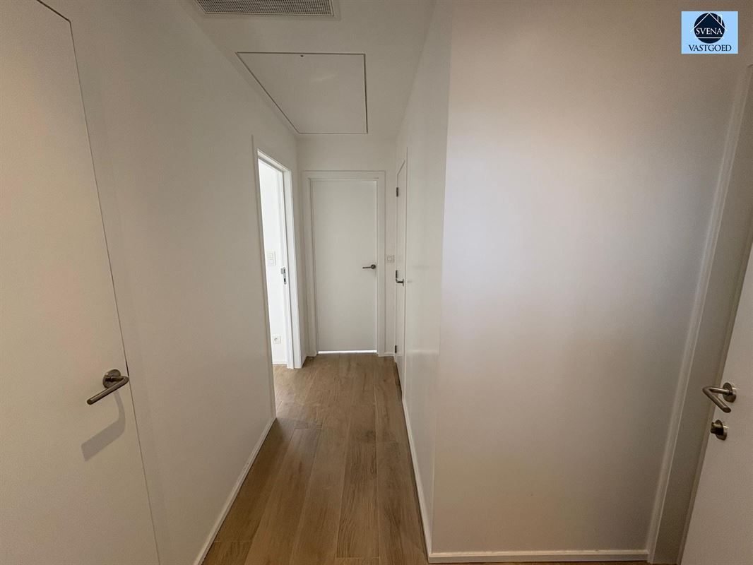 GERENOVEERD APPARTEMENT MET 2 SLAAPKAMERS foto 8