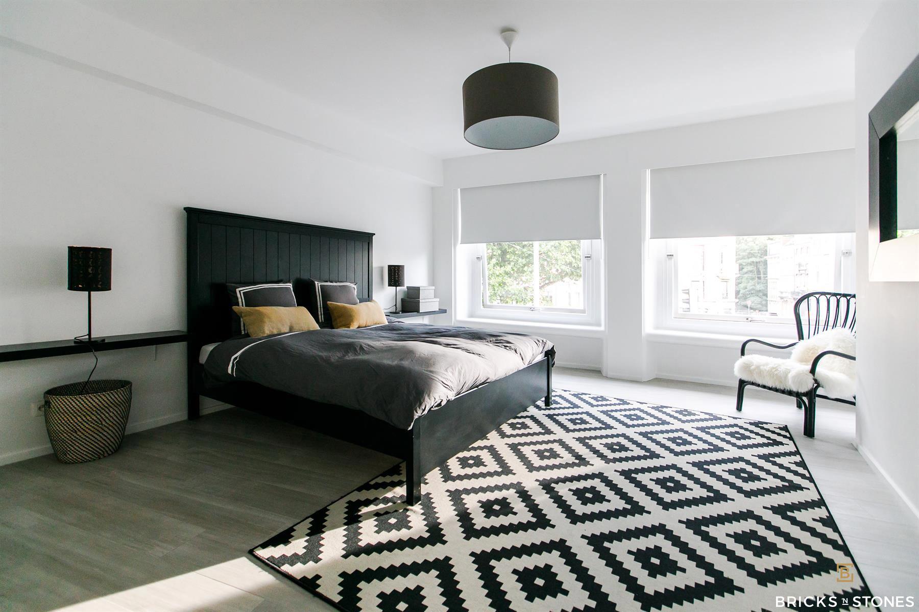 Luxueus gemeubeld twee slaapkamer appartement foto 6