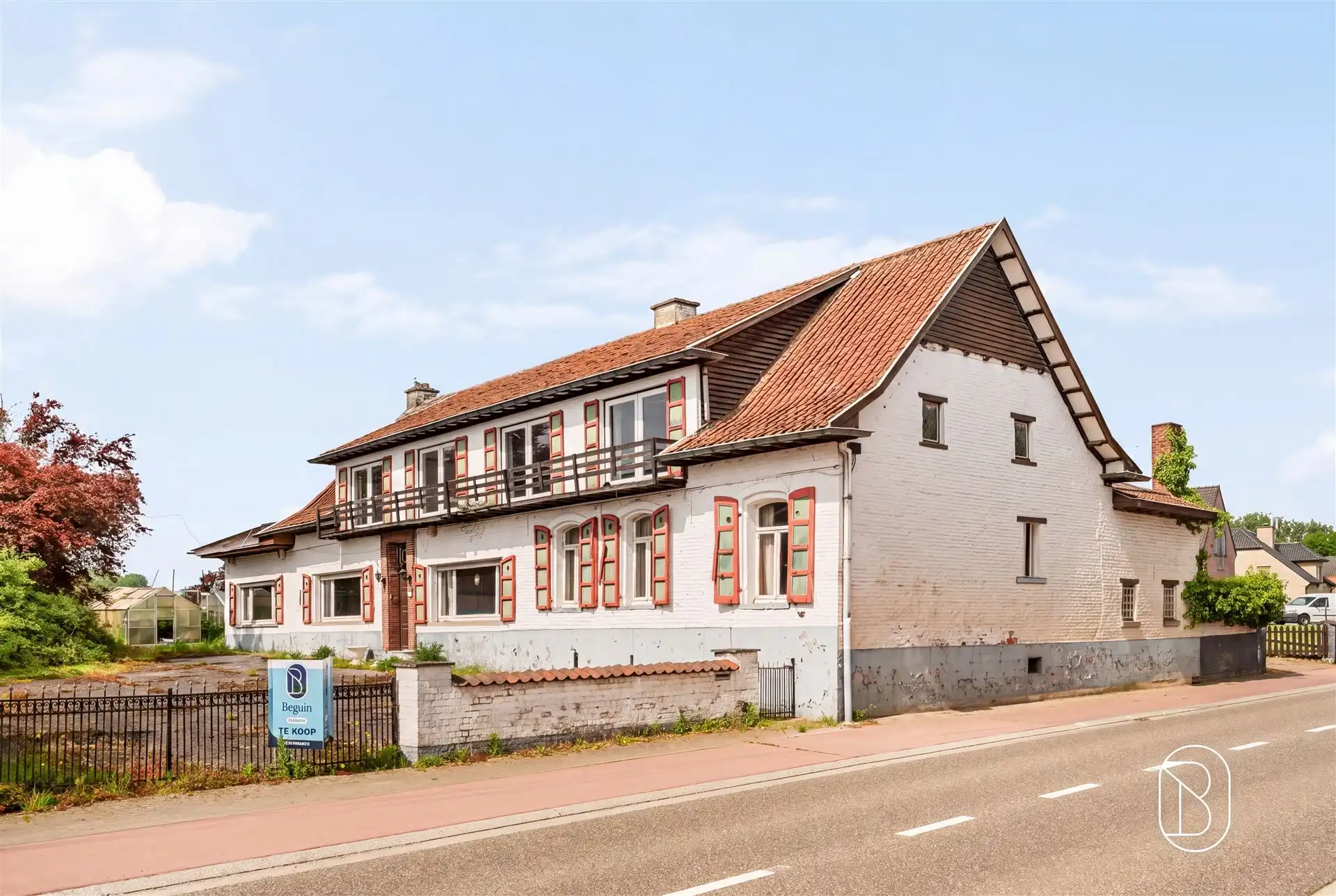 Hoofdfoto van de publicatie: Te renoveren charmante hoeve met véél potentieel!