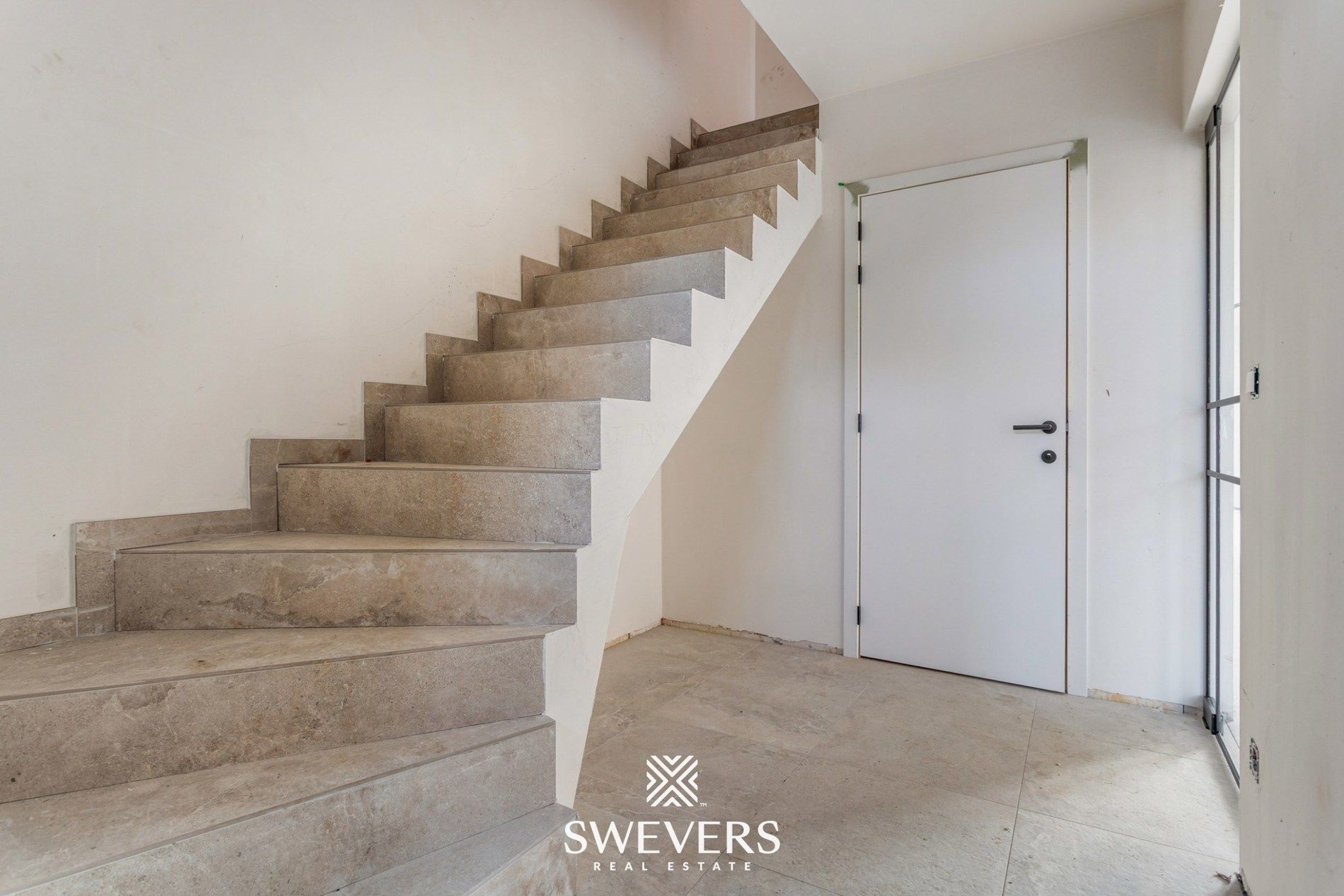 Instapklare nieuwbouw in Beringen: modern, ruim en energiezuinig! foto 14