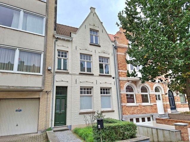 Statige burgerswoning foto 17