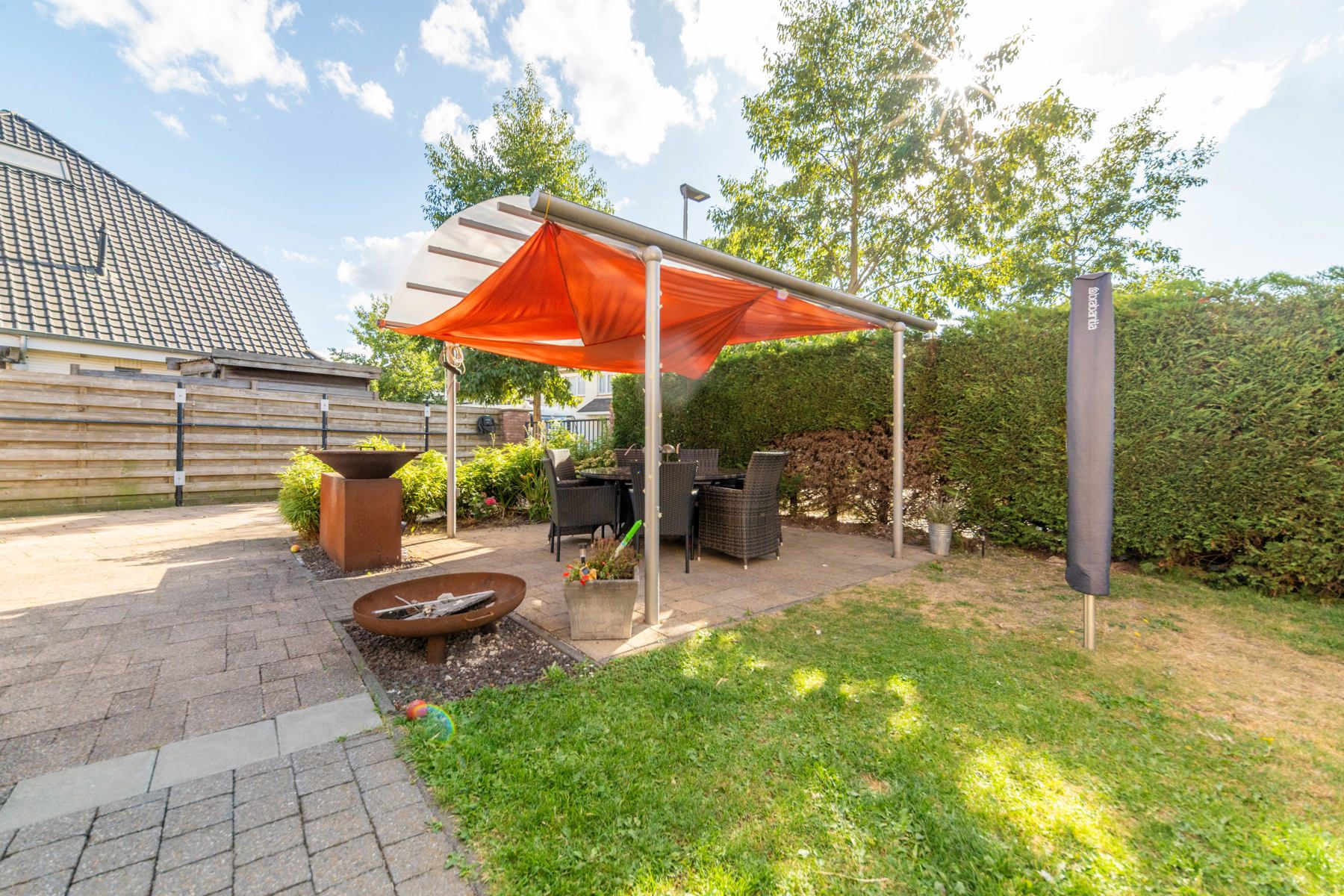 Ruime en lichtrijke halfopen bebouwing te Schelle. foto 11