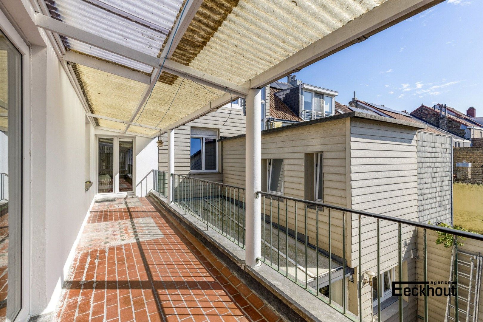 Zeer ruime woning met veel potentieel! foto 6