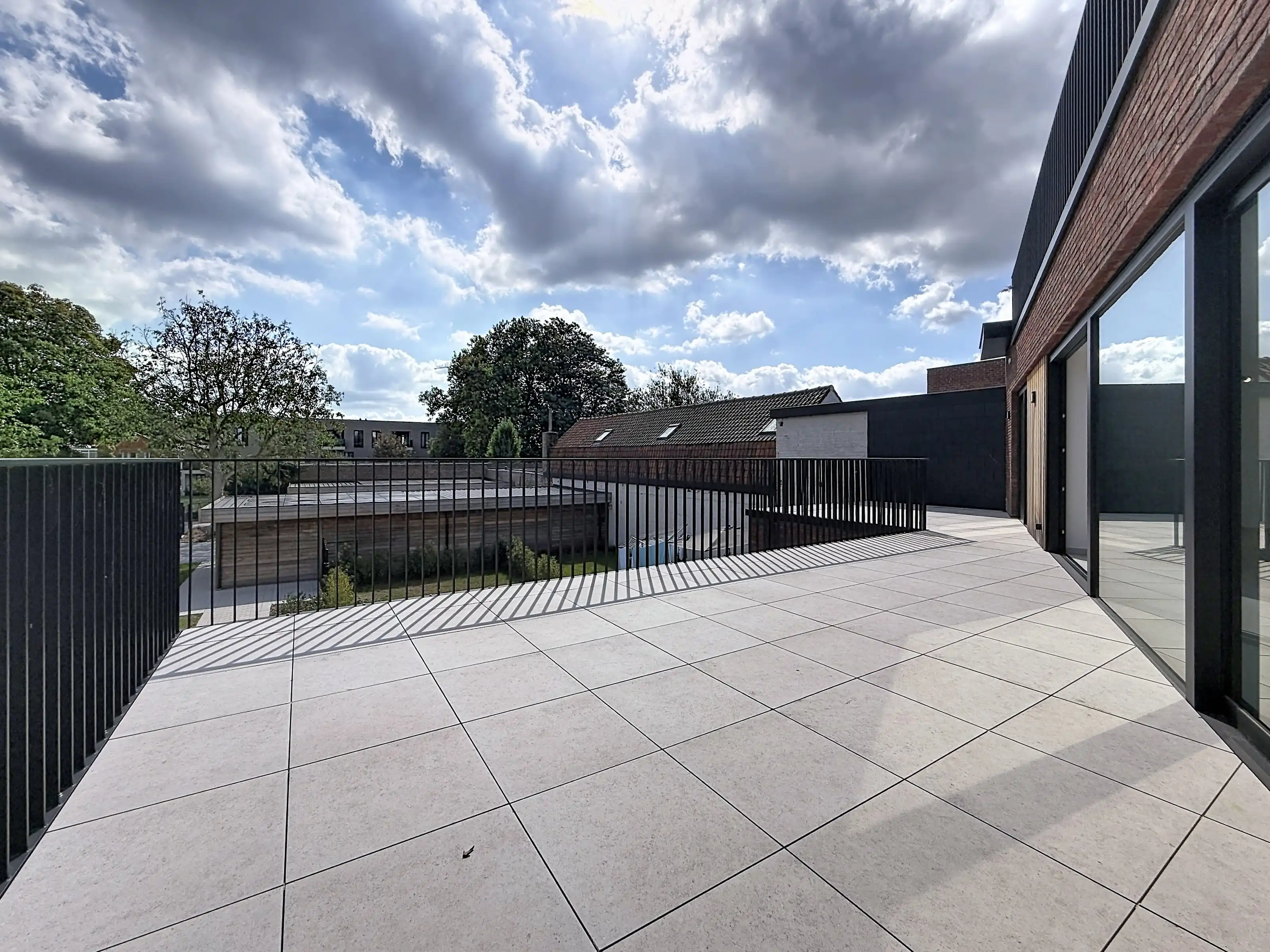 Nieuwbouwappartement te koop in Marke met 2 slaapkamers, zeer ruim terras van 50m² en een ruime woonoppervlakte foto 21