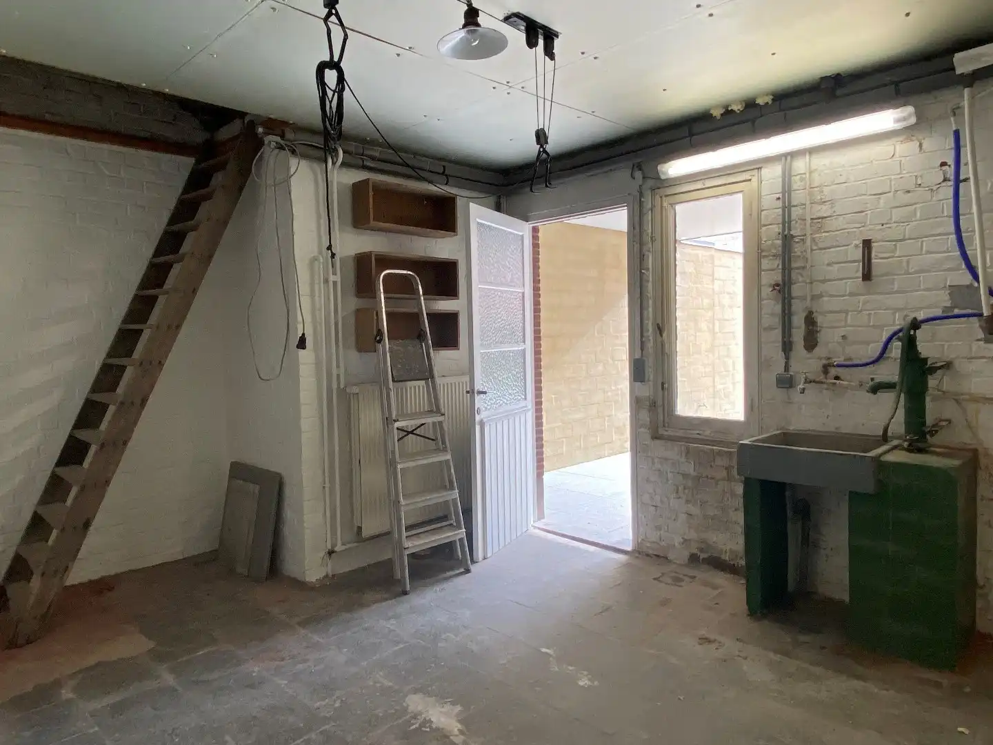 INSTAPKLARE GEZINSWONING MET 3 SLPKS EN GARAGE foto 7